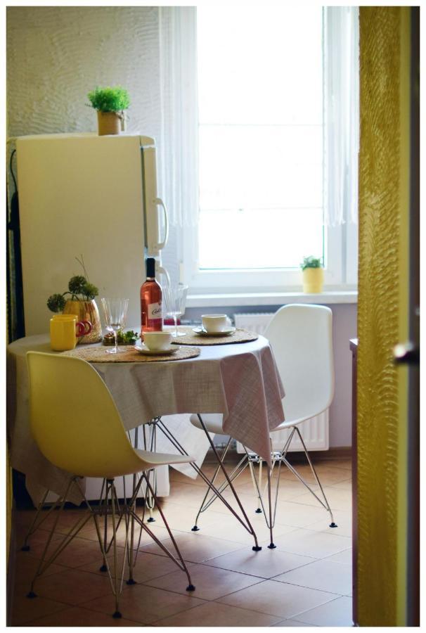 Color24 Apartament VI Сталёва-Воля Экстерьер фото