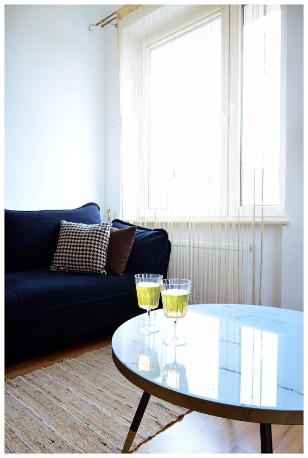 Color24 Apartament VI Сталёва-Воля Экстерьер фото